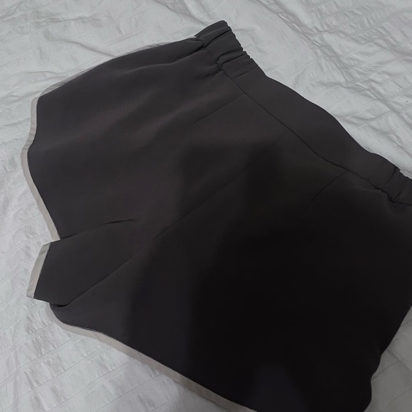 Wilfred beige dress shorts - Picture 4 of 4